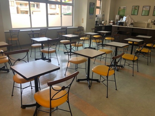 ホテルエコノ津駅前_朝食会場