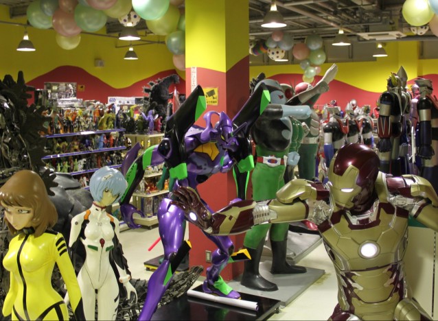 フィギュア館内様子