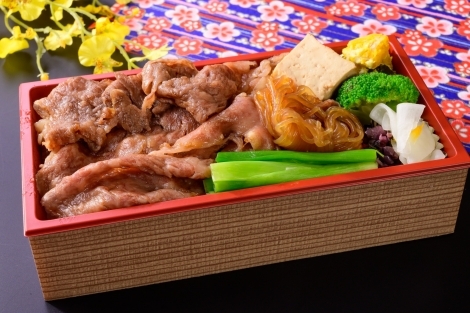 特撰すき焼き弁当