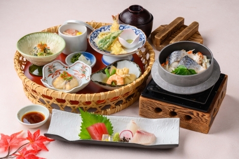 季節の花かご御膳-11月のお品書き-