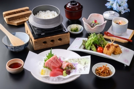 【5月6月限定】　三重県産本鮪と炊き立て釜飯