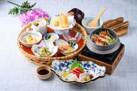 季節の花かご御膳-8月のお品書き-