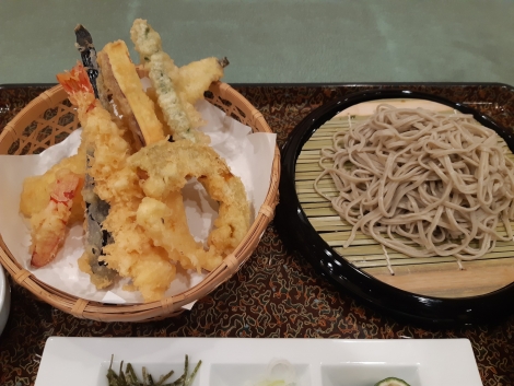 ドでか天ぷらの十割そば